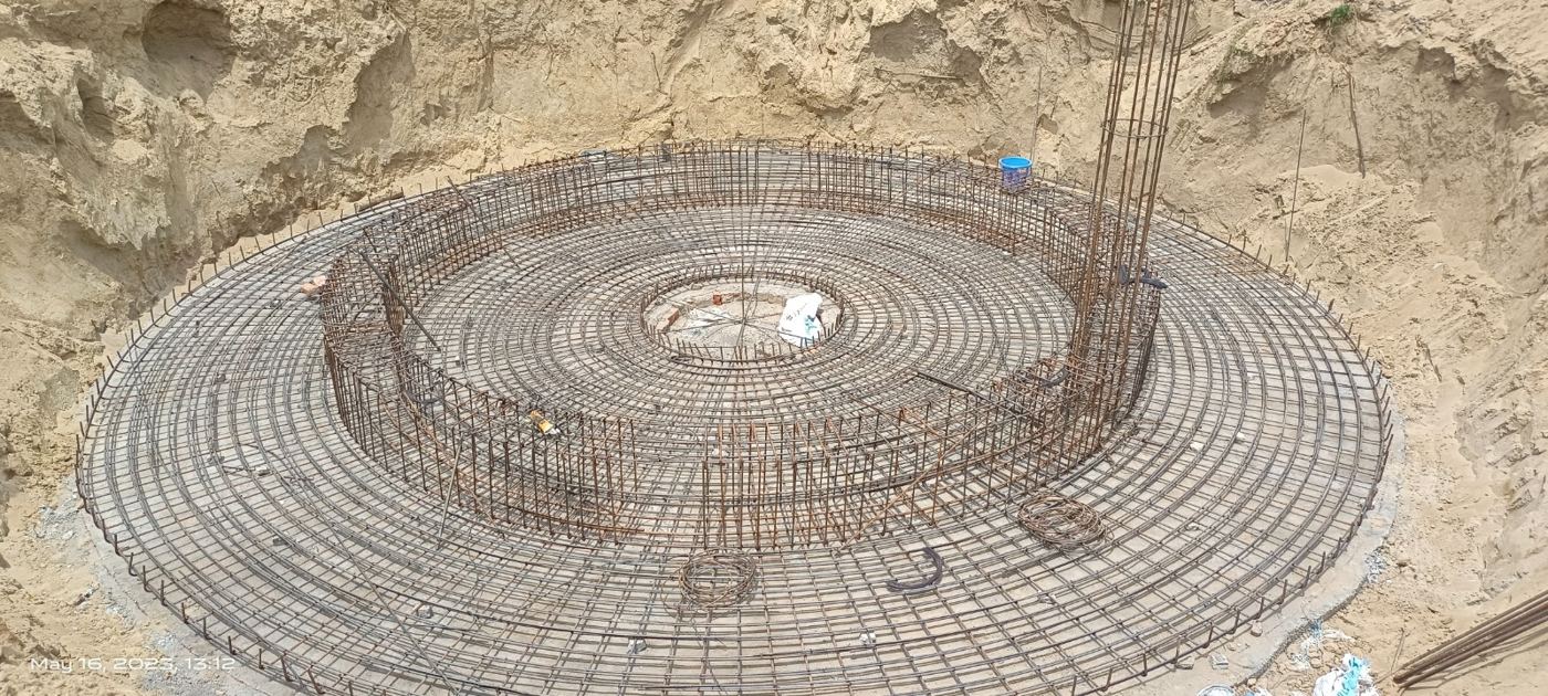 Overhead tank foundation reinforcement